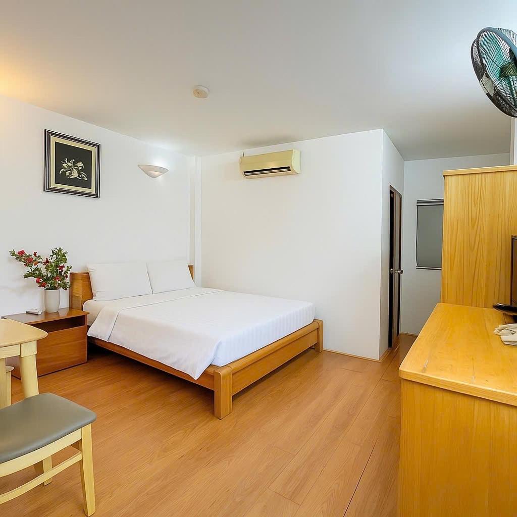 RedDoorz Luan Vu Hotel