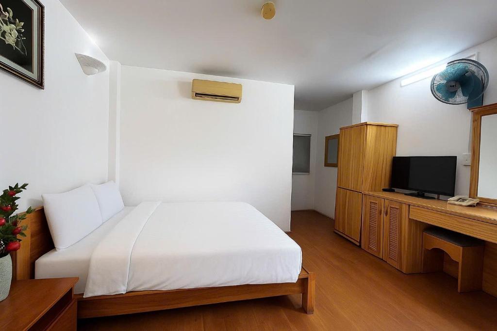 RedDoorz Luan Vu Hotel