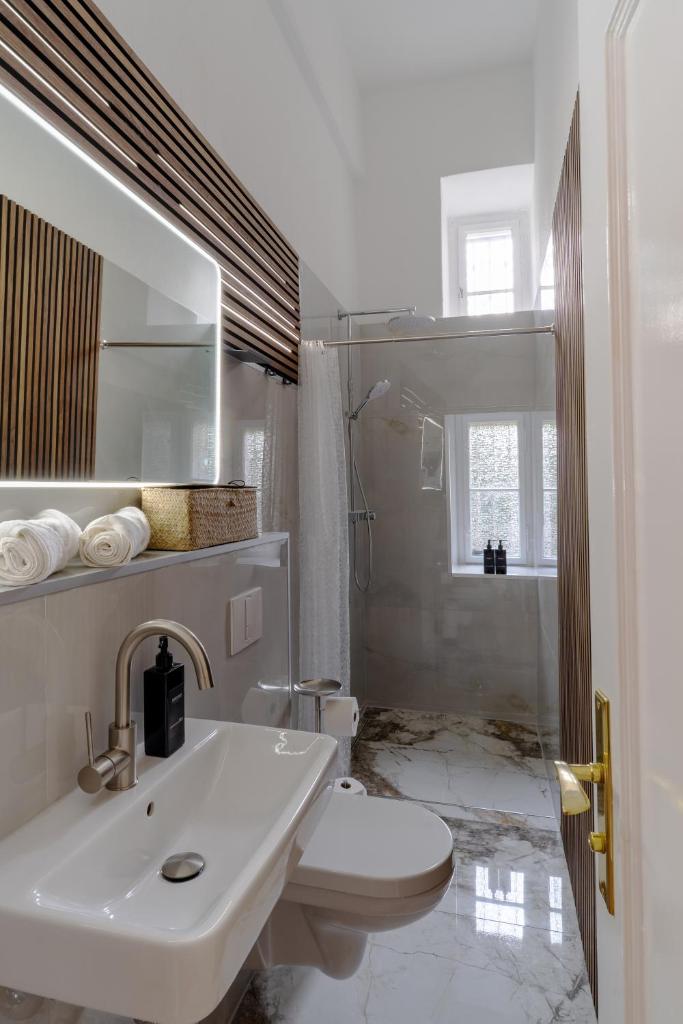 Nofa Apartments - Altbau Apartments am Kudamm 7