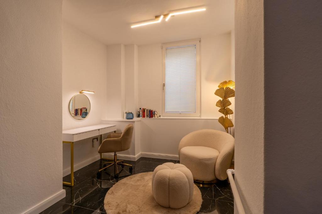 Nofa Apartments - Altbau Apartments am Kudamm 5