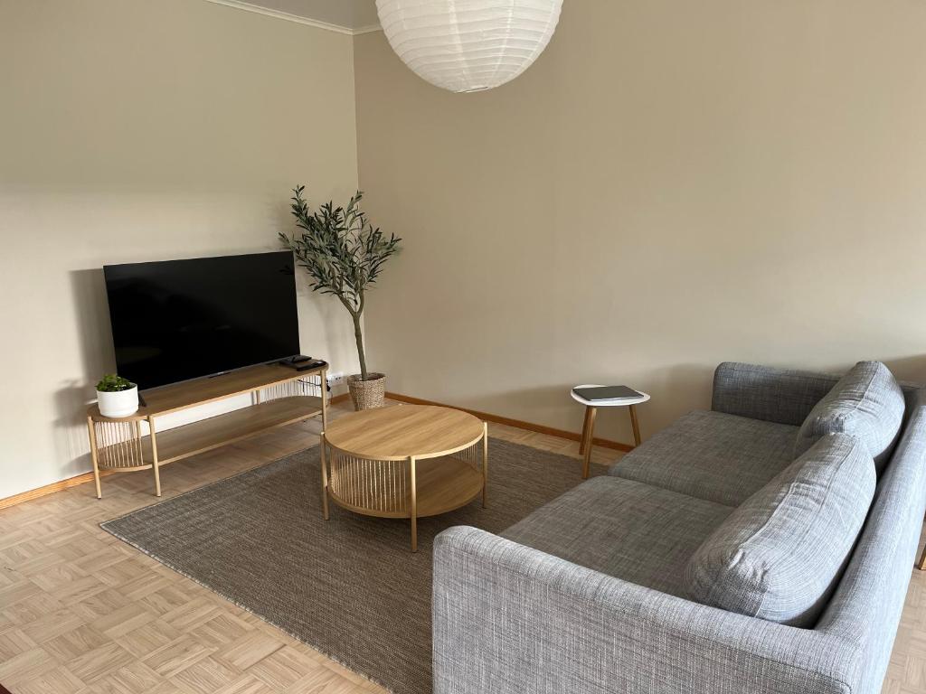 Gem of Vuosaari - private sauna, free parking and WiFi, walking distance from metro 8