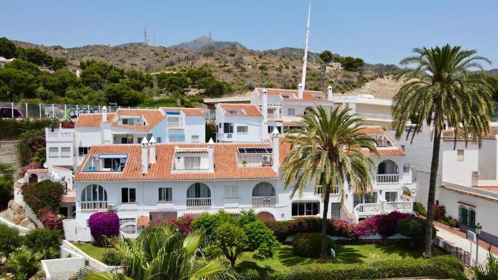 Sea view apartament with sauna and pool in Maro 7