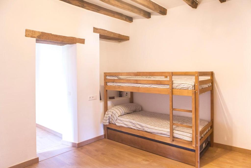 Can Paquei, casa rural , Vall d 'en Bas, Garrotxa 8