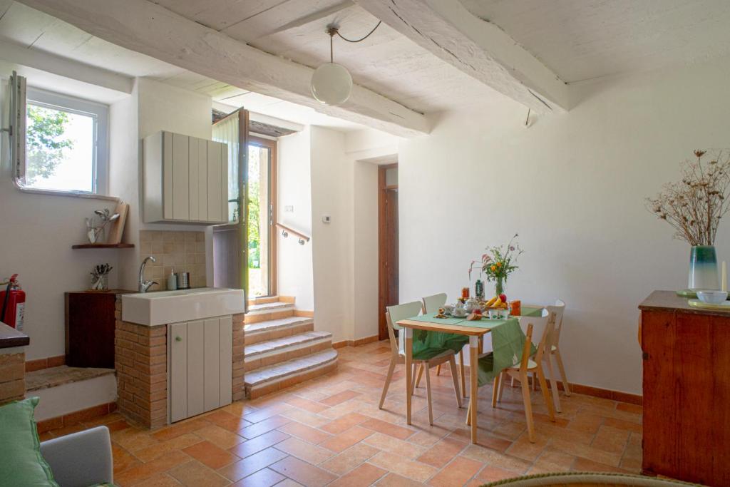 AGRITURISMO BUON VENTO, Appartamento L'ALBERO SBANDIERATORE una cozy home in Gubbio Italy 7