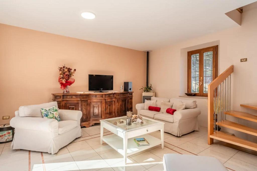 Villa Adora Holiday Home 5