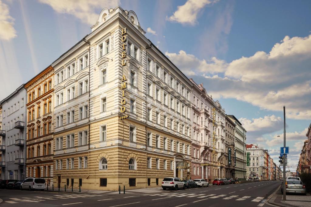 Alqush Downtown Hotel Image