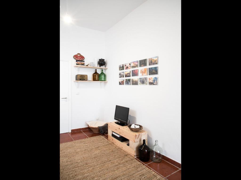 Nooks Apartment 4