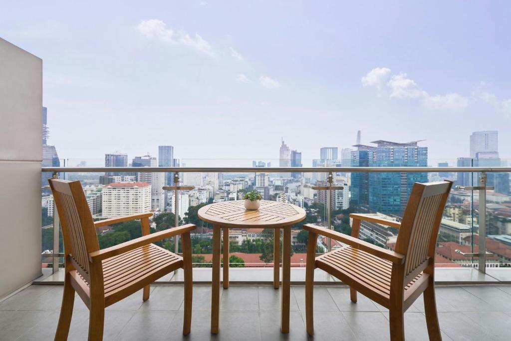JW Marriott Hotel & Suites Saigon, The Apartments