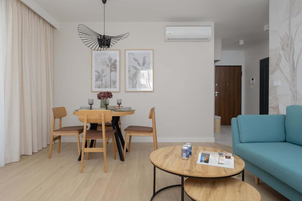 Cosy Air-Conditioned Apartment with Parking in the Garage by Renters Prestige 8