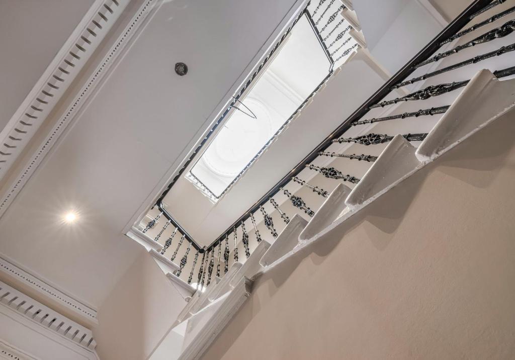 Cairn BNB Introduces Blythswood Apartments - Experience exceptional luxury living in Glasgow's most desirable location 2