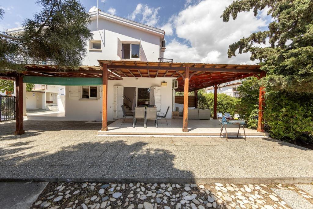 Larnaca Seaside Villa Marina 44 6
