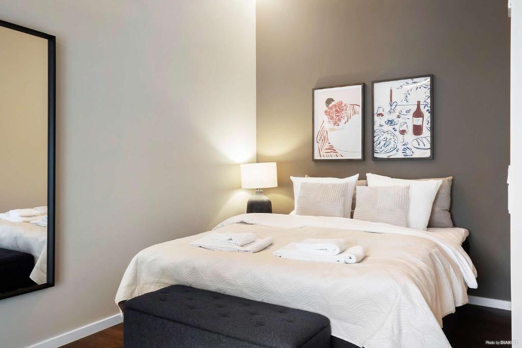 Cozy Scandinavian Studio with Direct Entry 2