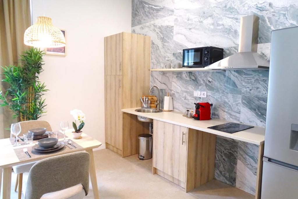 Loft Valencia PTZ - Between Arts Roig Arena & Ruzafa Street Suites - Private Entry 2