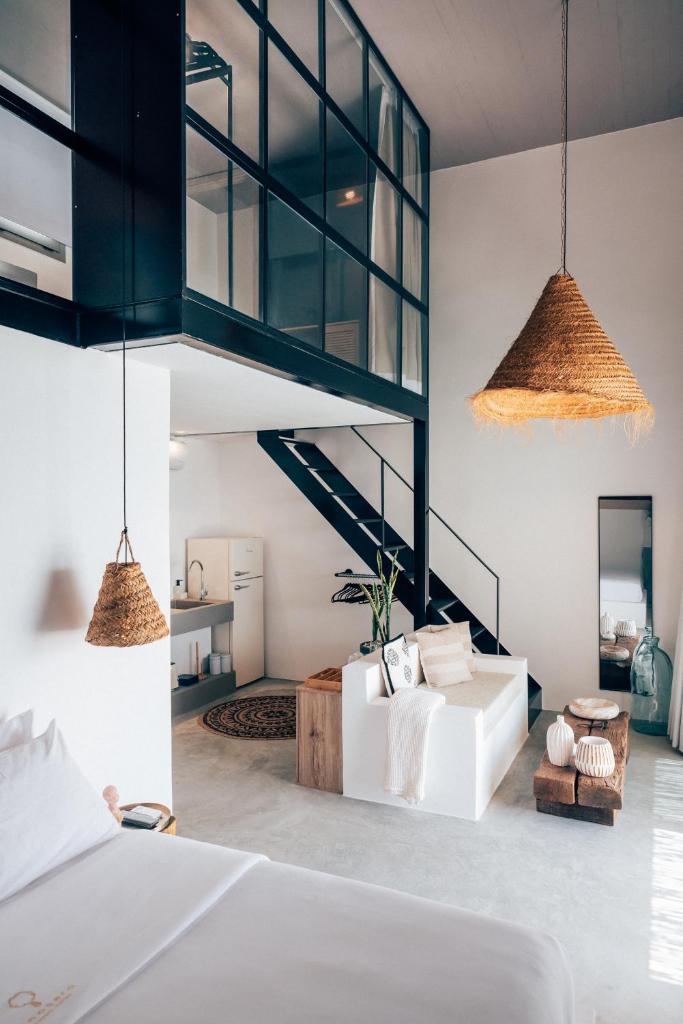 Tinosera Luxury Suites 5