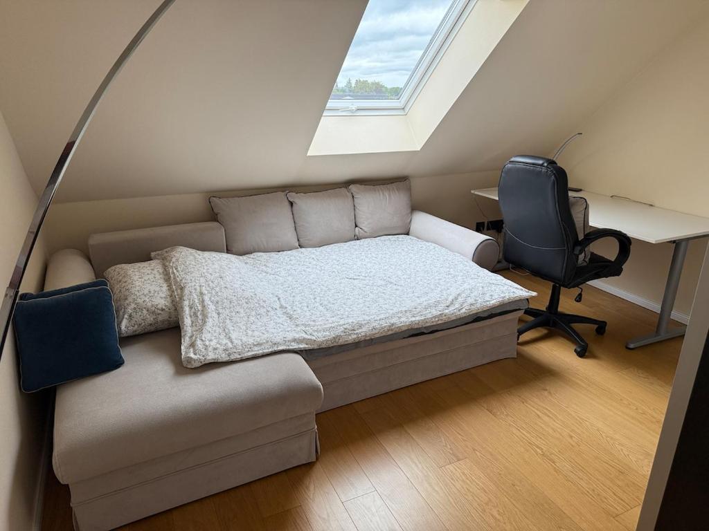 Doppelhaushälfte 125m2 3 Zimmer 2 Badezimmer Küche 5 Schlafplätze nähe Hamburg 2
