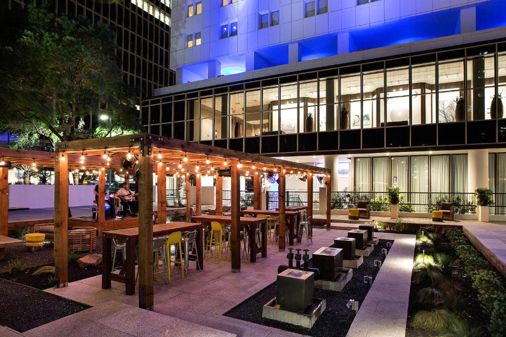 The Whitehall Houston Image