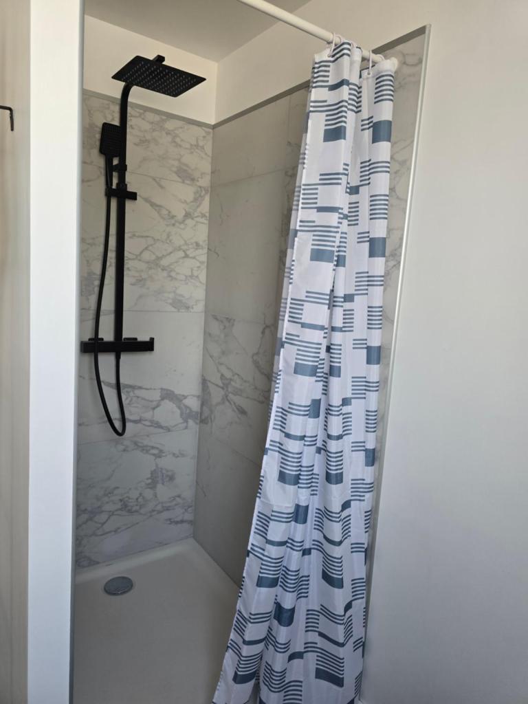 Maison avec extérieur à 150 mètres de la plage - 4 chambres climatisées 7