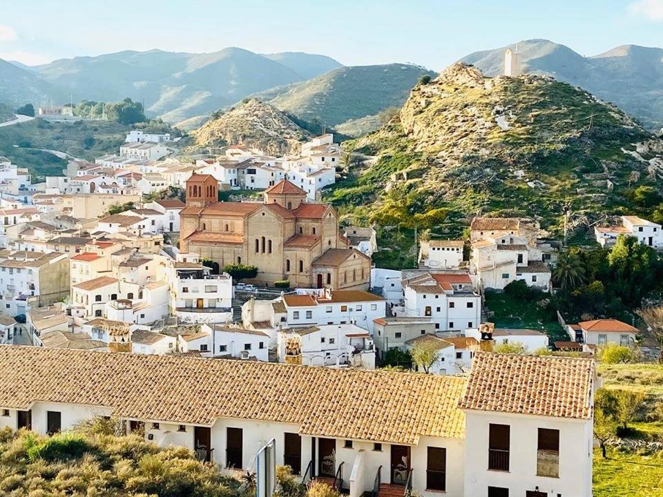 Casa Pueblo Overlooking the Village of Lubrín! 7