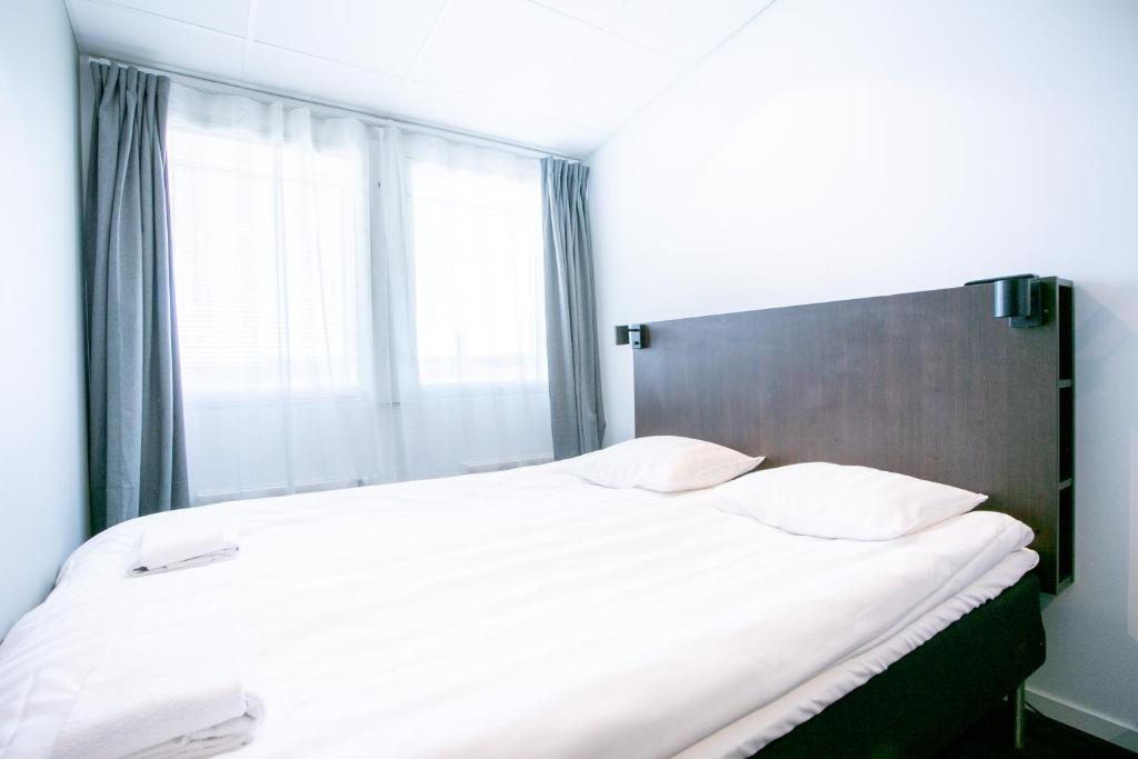 ApartDirect Arlandastad 3