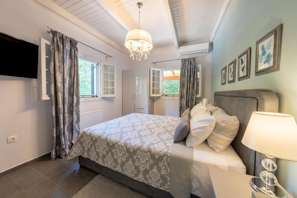 Arilia Country Cottage 7