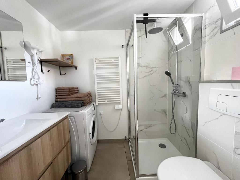 MAISON T3 avec extérieur 5 couchages, 3 lits, 2 chambres, BORDEAUX à 10min, TRAM E à 200m, Parc jeux enfants 8