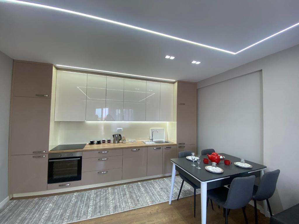 Roma Apartments 3