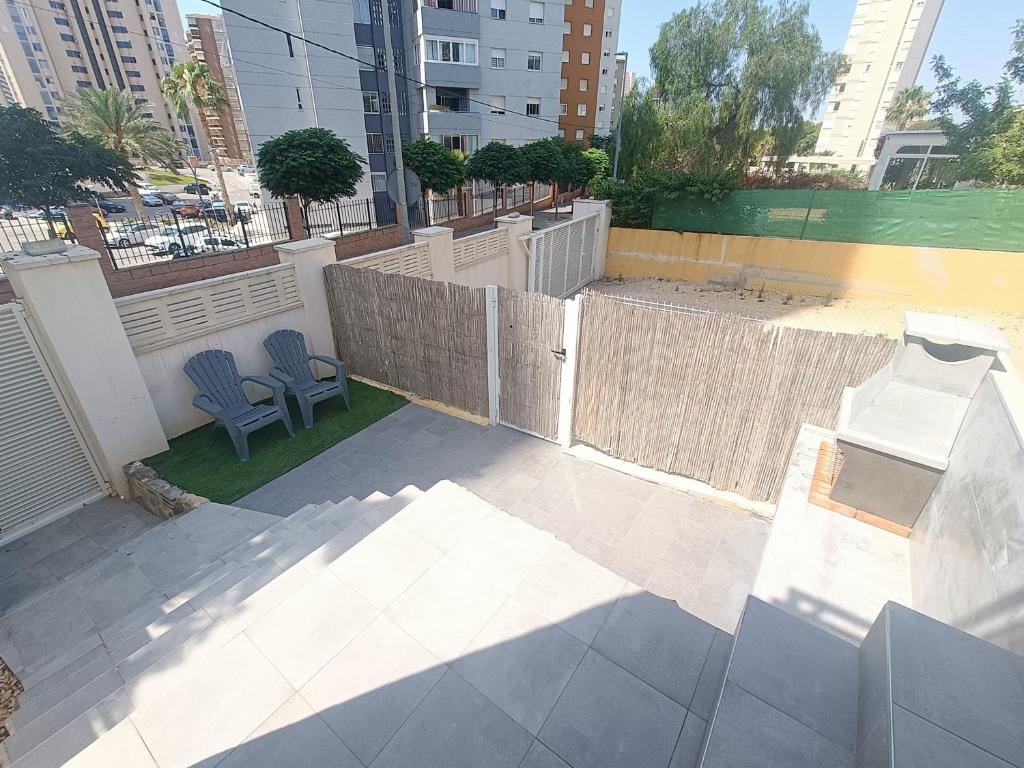 Casa MYA con terreno privado y parking compartido - a 800m de Playa Poniente 7