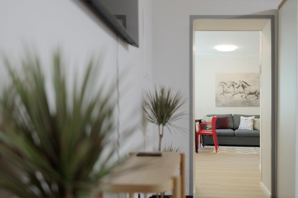 Colonel Suites & Apartments 4