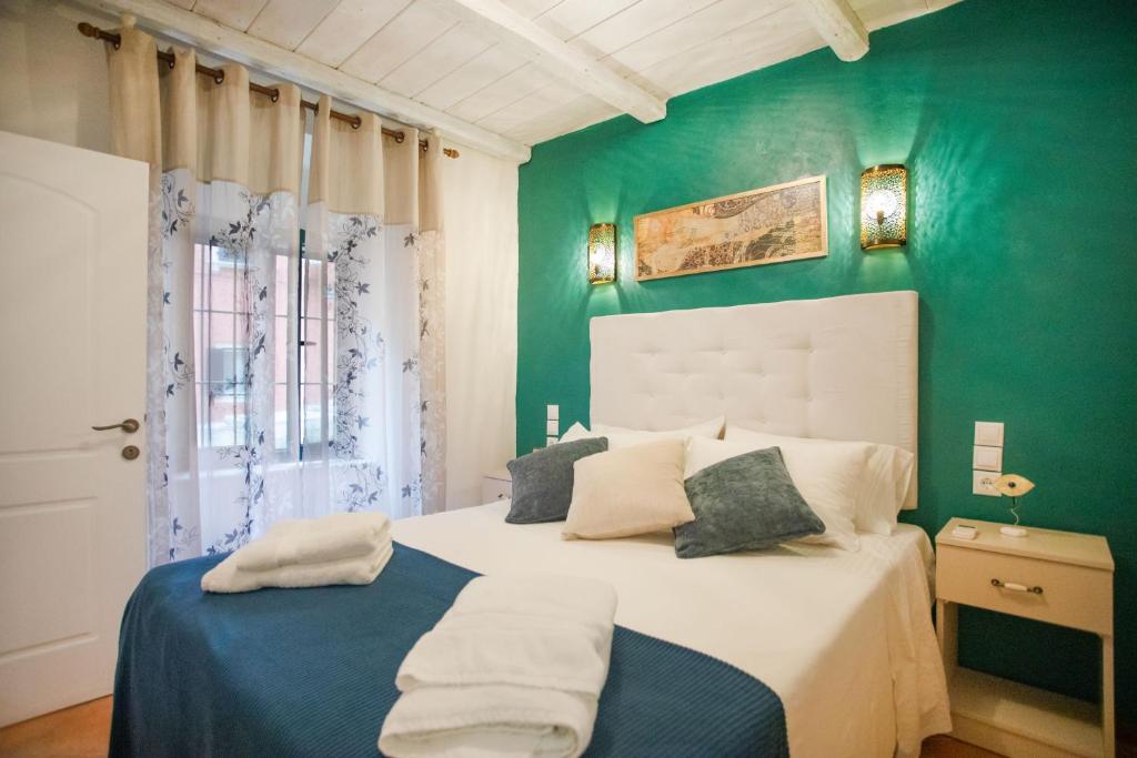 Suite Semiramis 2