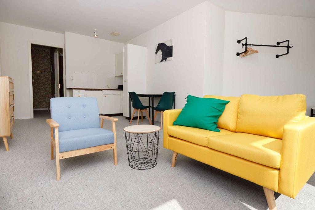 Basic & Cozy Zurich Studio Central & Walkable 2