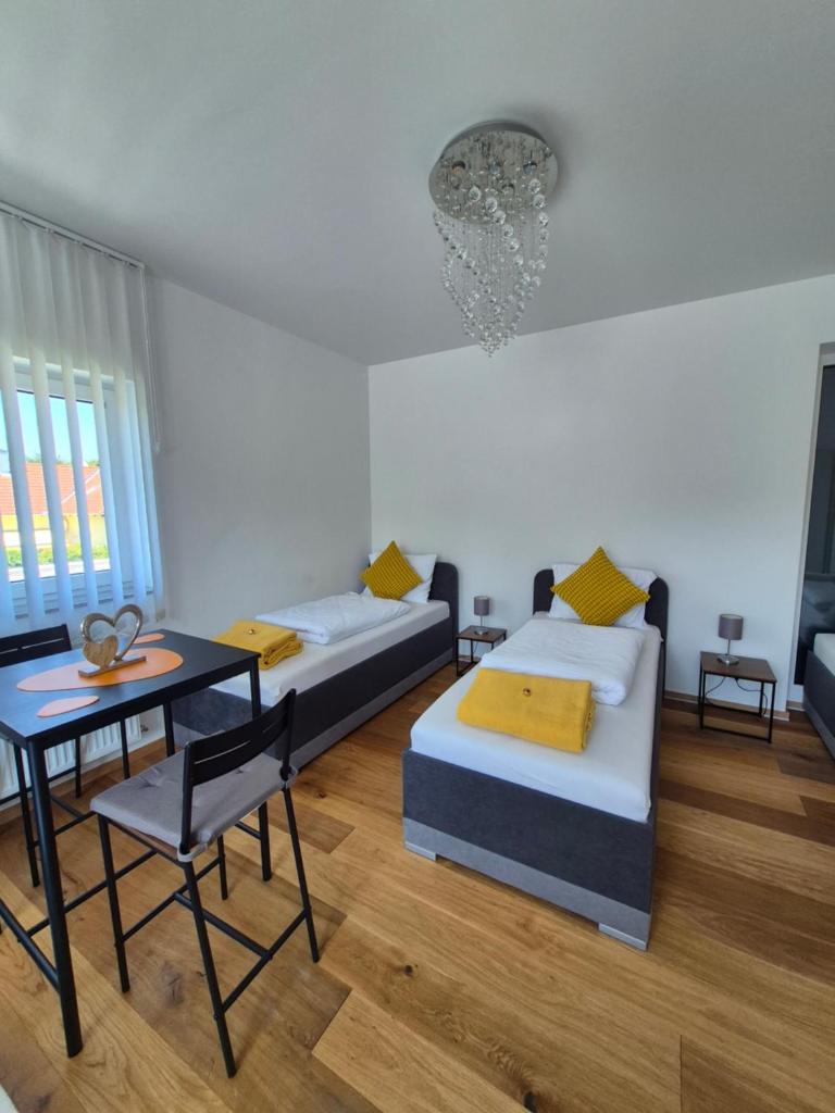 Neubauwohnung mit 80 m2 Terrasse, 8 Minuten von Linz entfernt 6