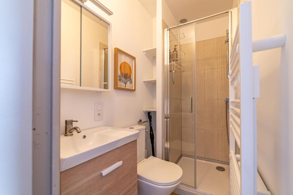 Golden Studio - View & Provençal Charm 7