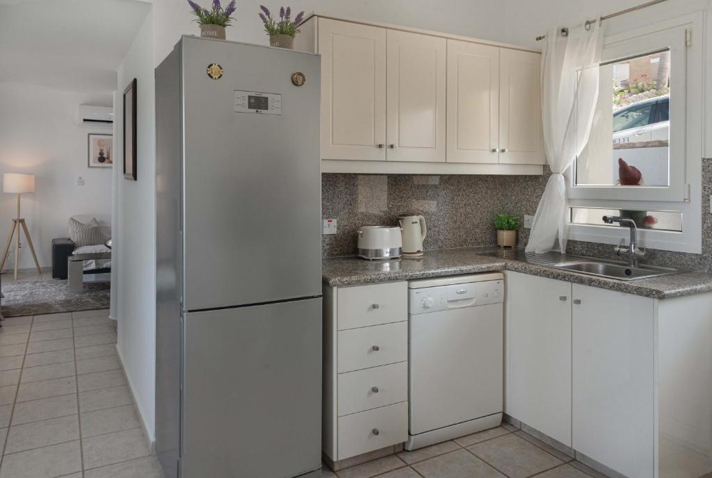 Phaedrus Living Seaview Hilltop Maisonette 7