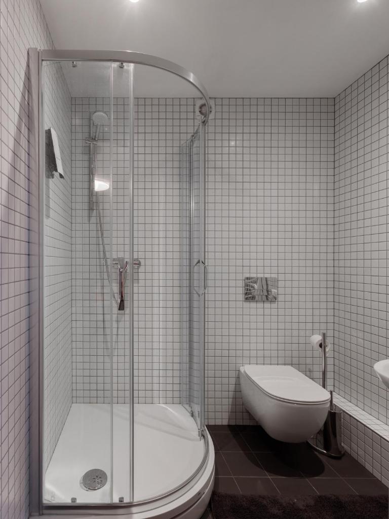Colonel Suites & Apartments 6