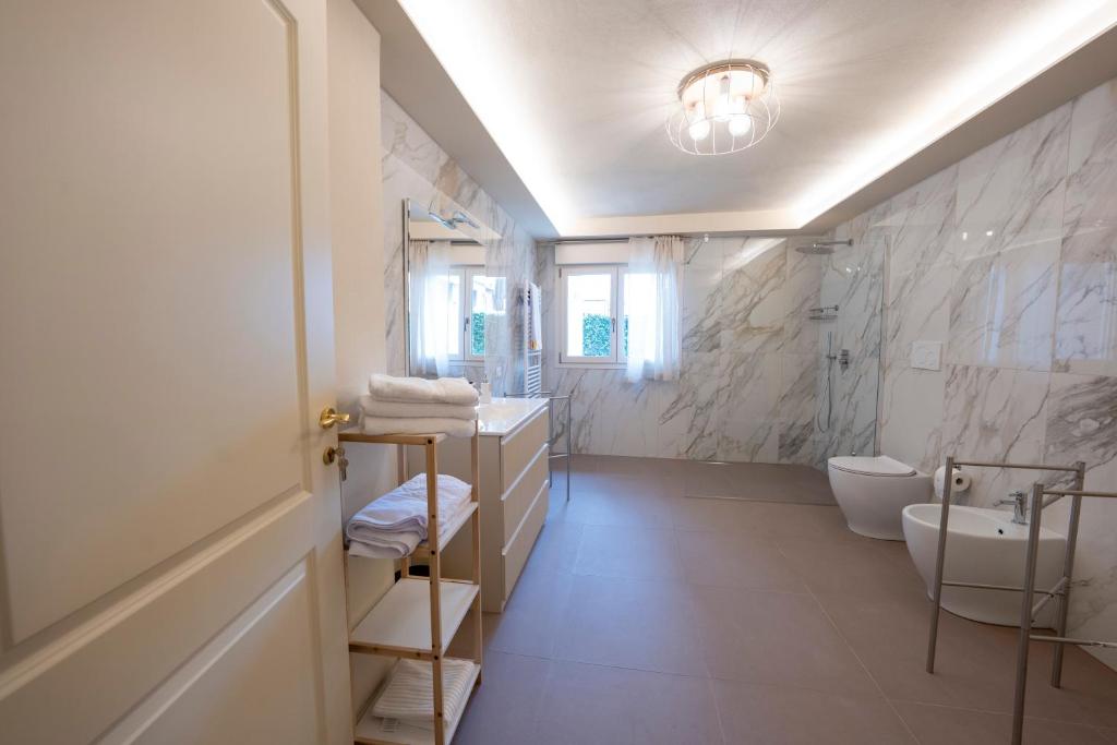 CHIC house 8