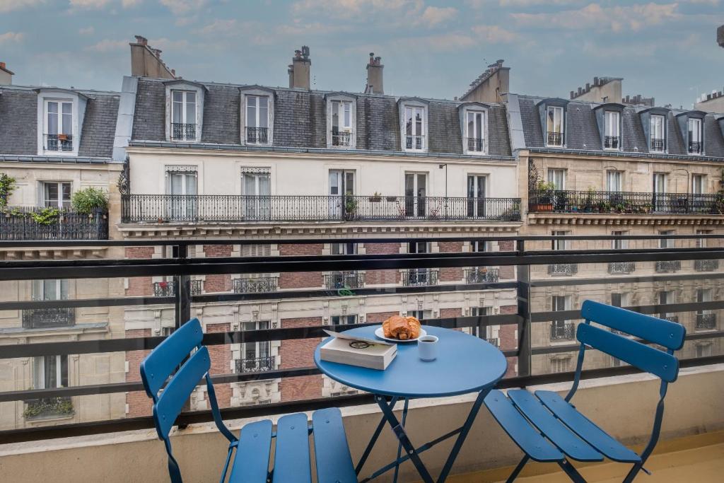 Montmartre Paris Suite 3