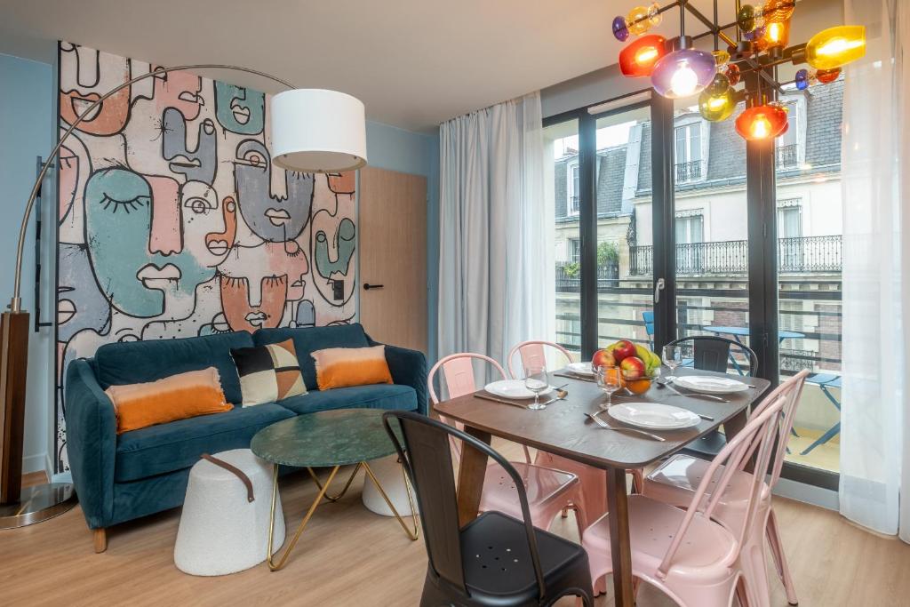 Montmartre Paris Suite 2
