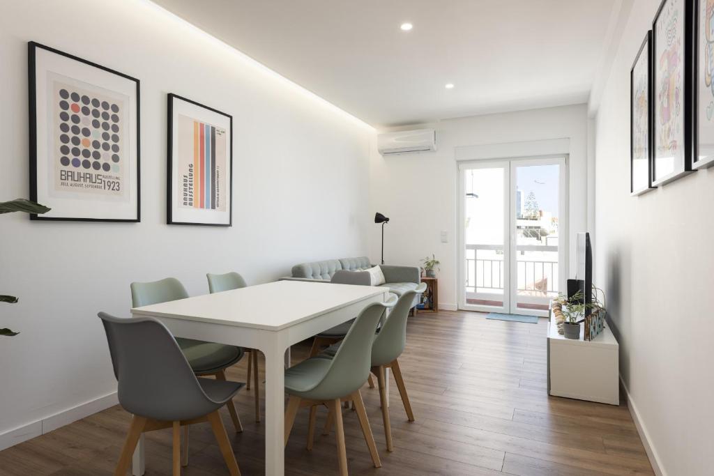 Garret - Faro Apartment by HD 4
