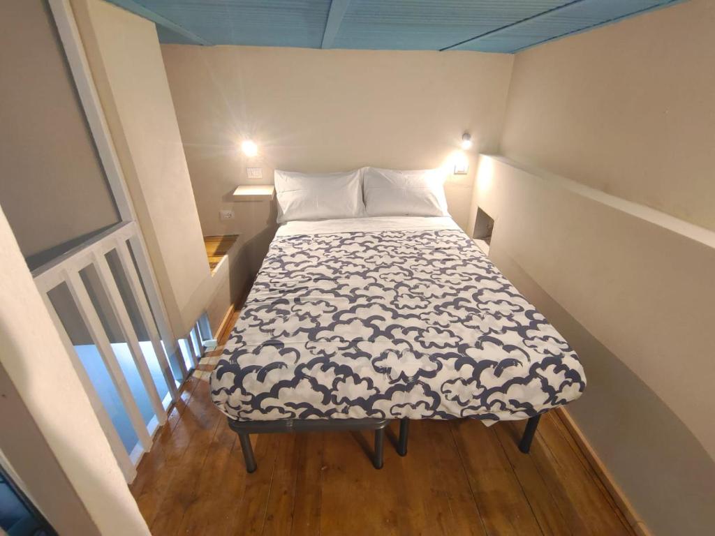 Atypical Rooms 7