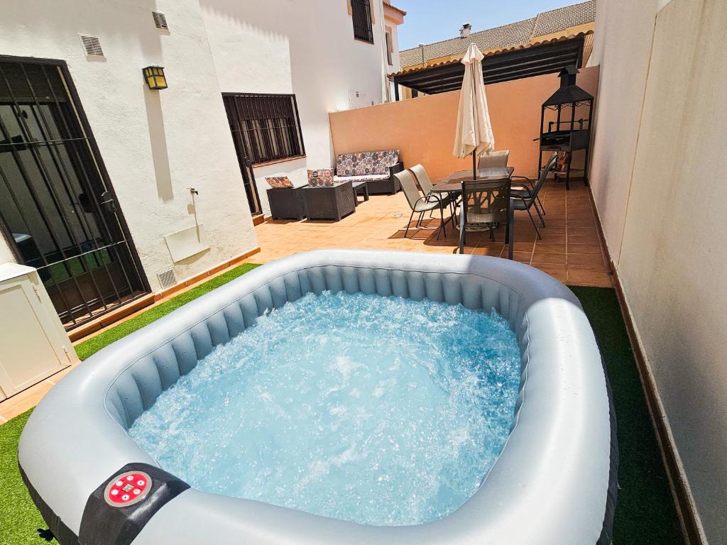 Ronda Home 8