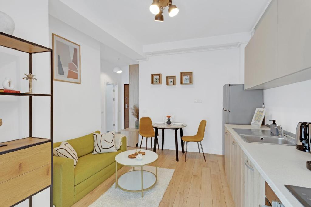 Uphome Suites 7