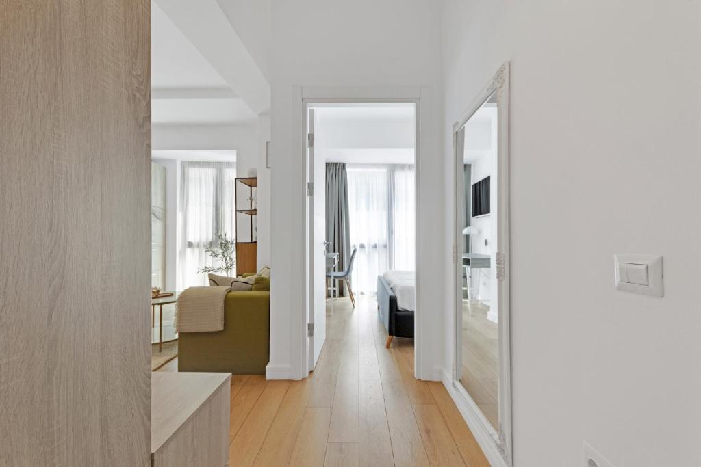 Uphome Suites 4