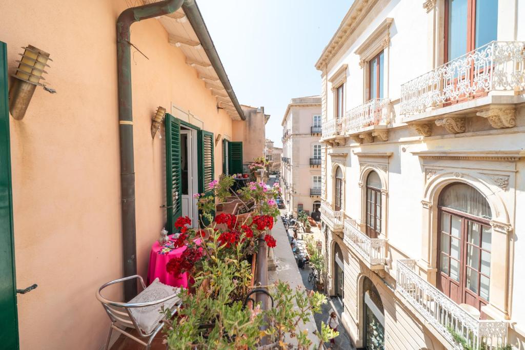 Deco' Home - Ortigia al Duomo whit Terrace