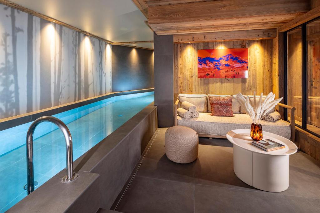 Chalet privé de Luxe IGLOO avec Piscine Sauna et Cheminée, 4 chambres, 220m2 by HOTEL MONTBLANC