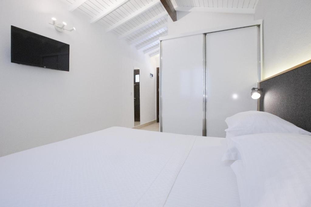 Aegean Apartments - Bungalows 7