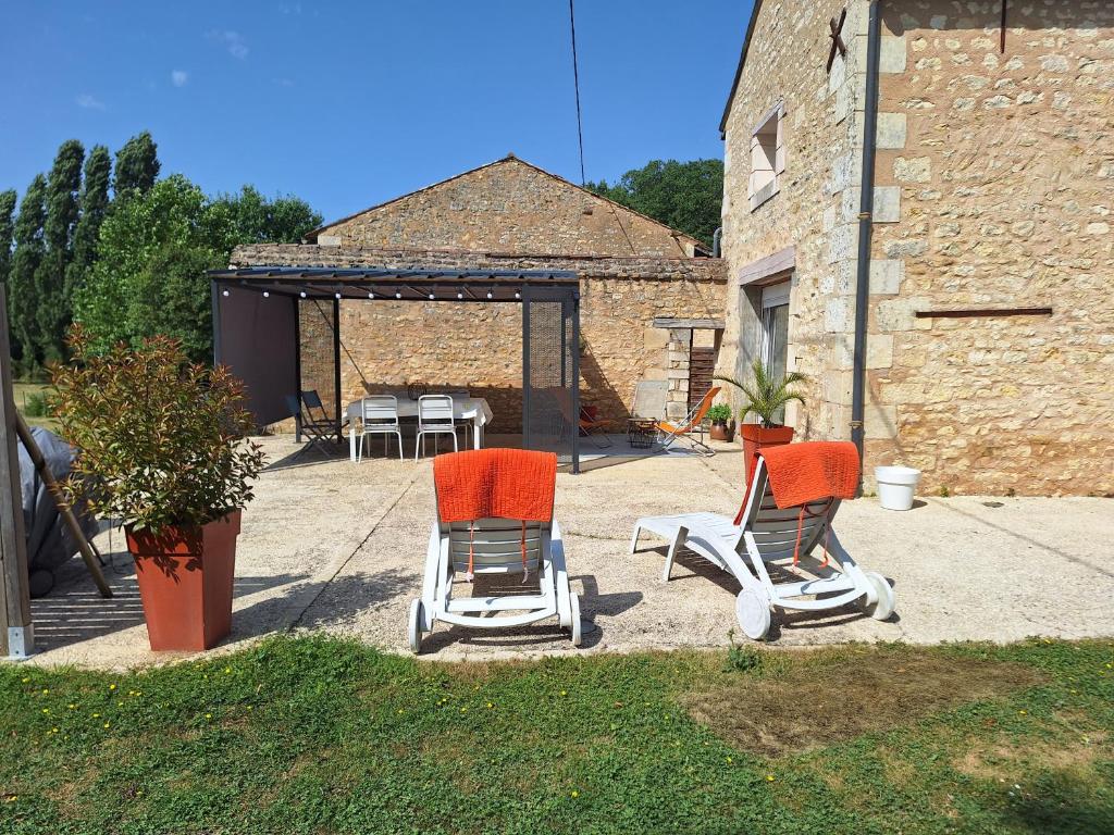 Cottage au calme avec parking privé 6