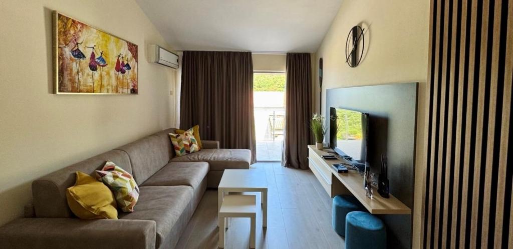 Charming apartment near beach 2