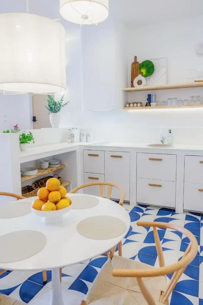 Ocean Studio by ENDLESS SUN I modern comfort, sea view, wi-fi, parking, rooftop pool 4