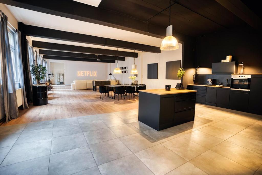 Design Loft - Heimkino - Zentral - Parkplatz - Tischkicker - Küche 1