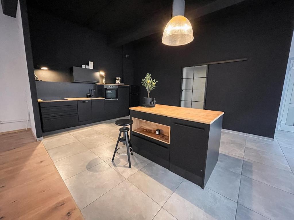Design Loft - Heimkino - Zentral - Parkplatz - Tischkicker - Küche 3